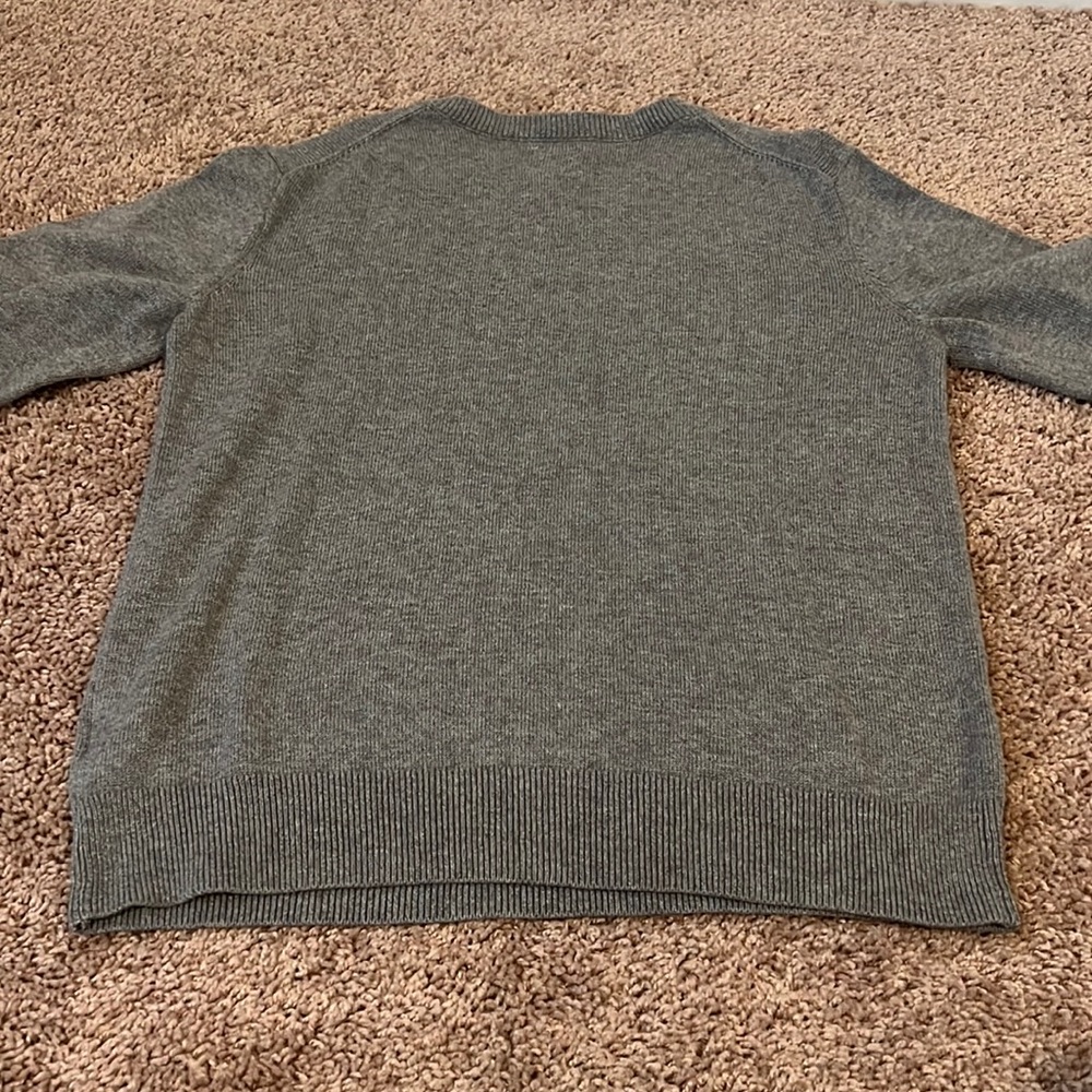 - Boys Gap kids large regular grey V-neck sweater - Picture 5 of 10